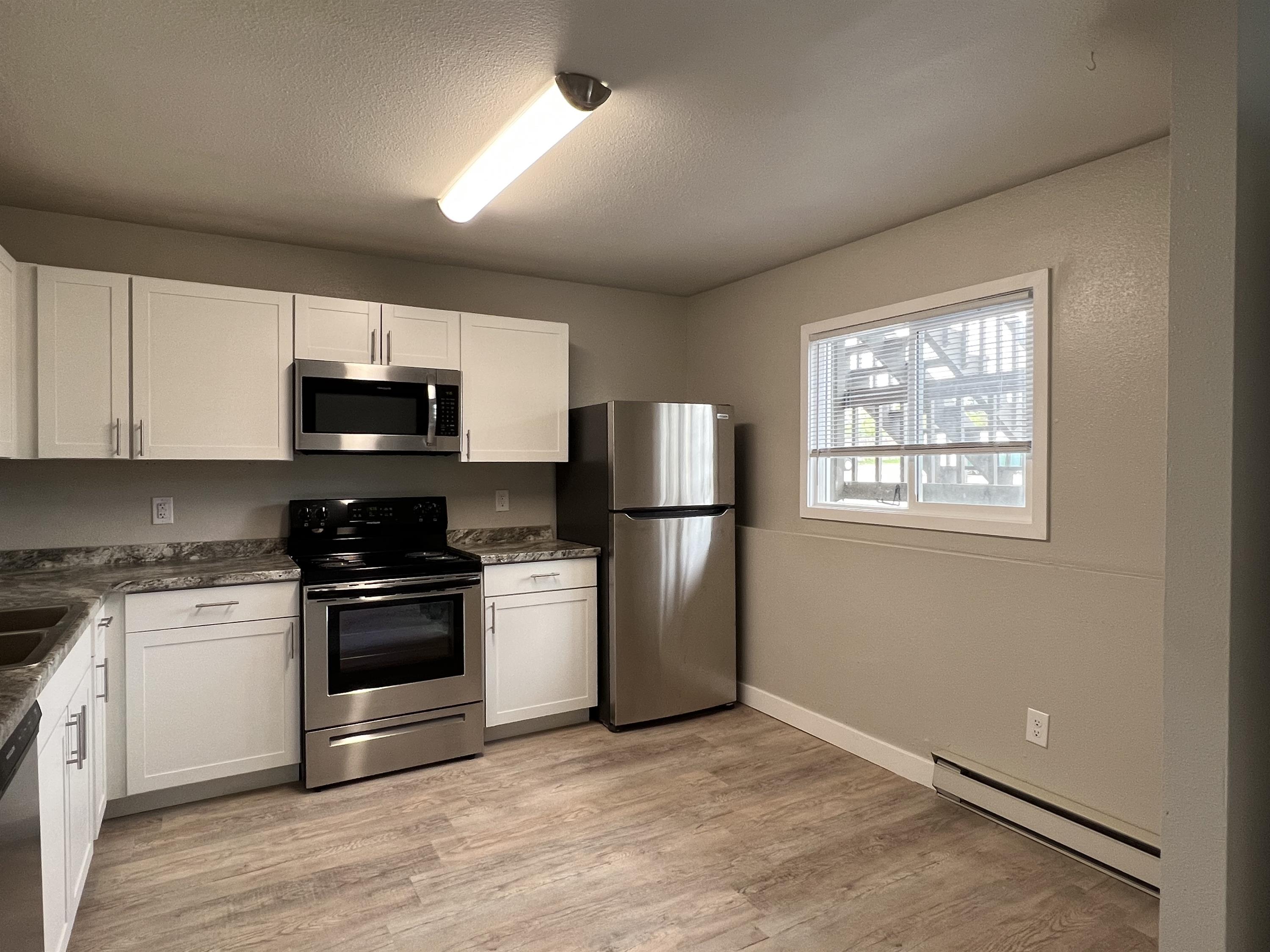 4915 Green River Street - 1